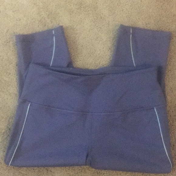 Victoria Sport Knockout Purple Capris - Picture 1 of 6